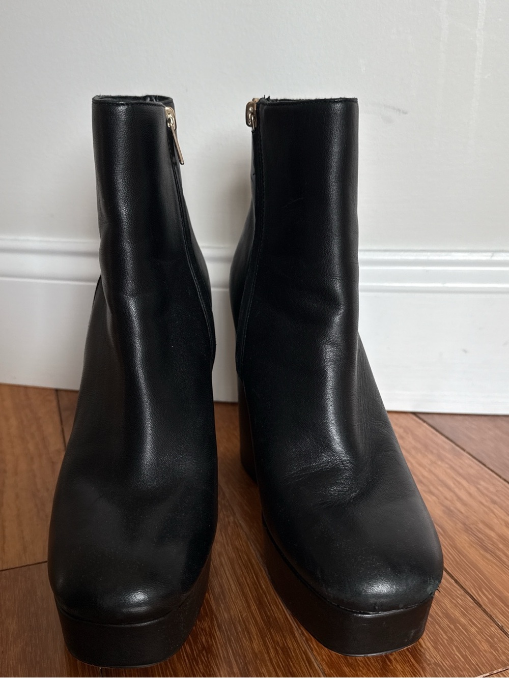 Coach Restored Iona Bootie Size 8 Black Leather Women's Block Heel Ankle Boots - Picture 4 of 4